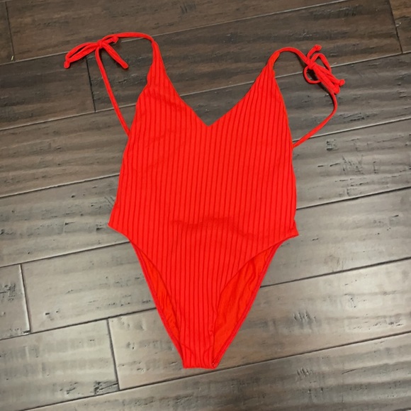 Billabong | Sunny Rib One Piece Swim - Picture 5 of 5